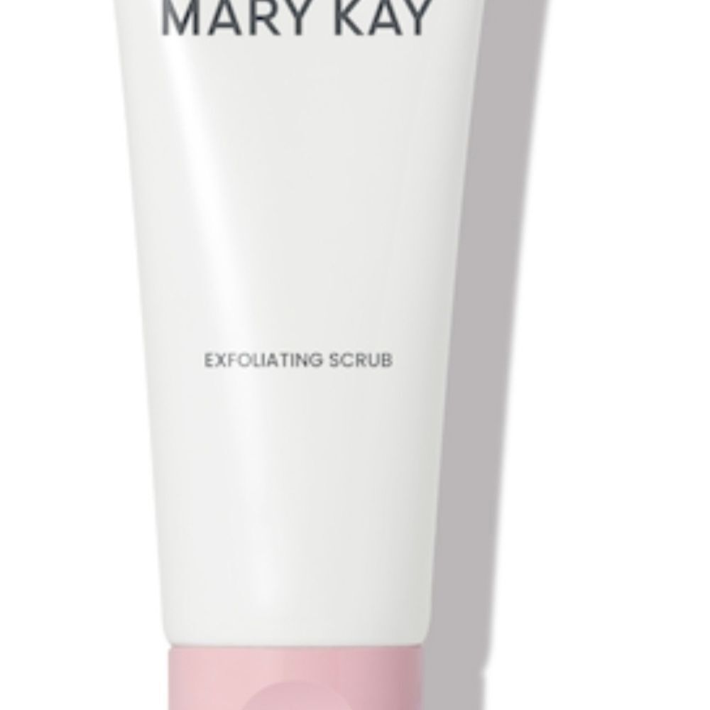 NIB Mary Kay Exfoliating Scrub 3Fl.Oz/88 ml